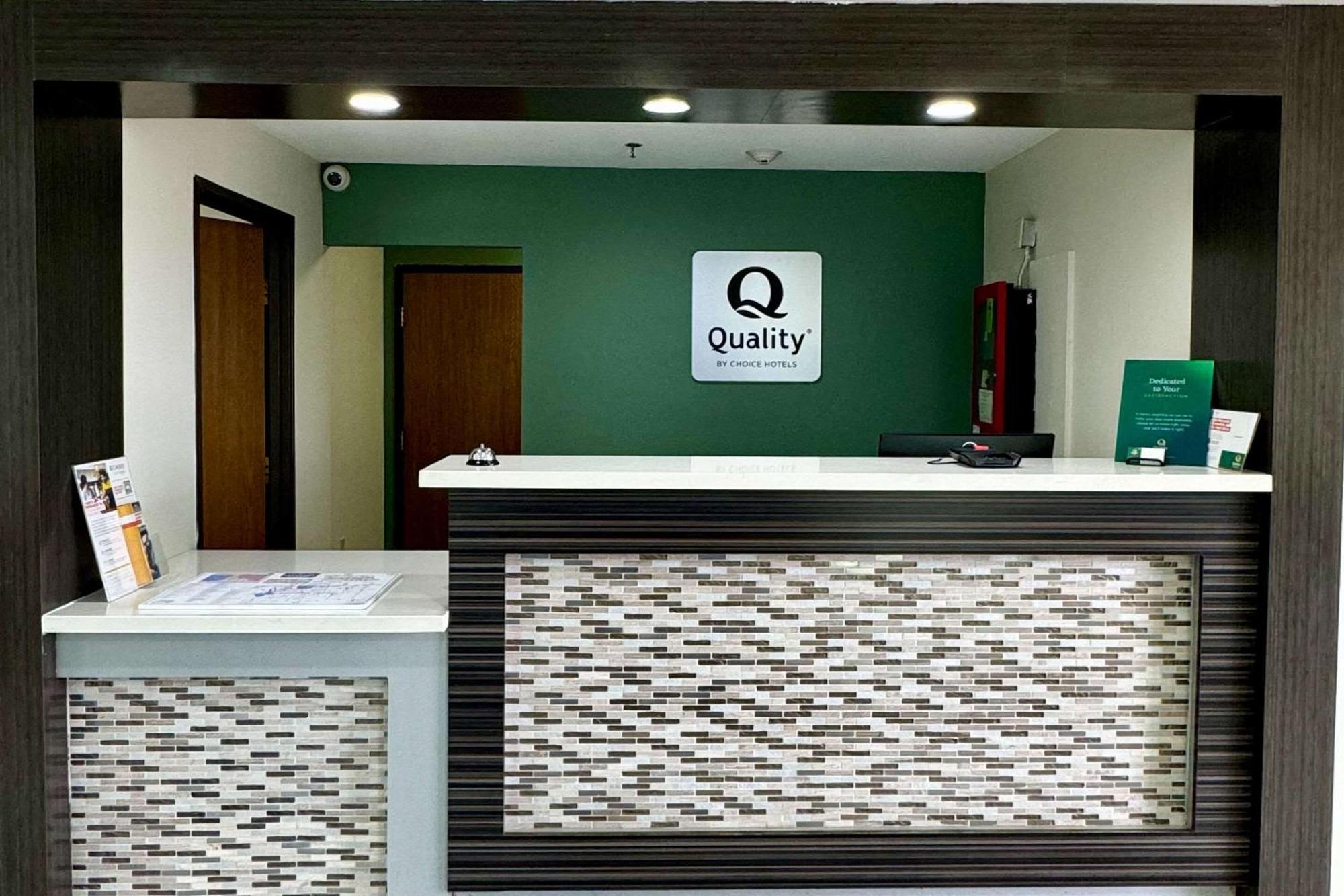 Quality Inn Sulphur Exteriér fotografie