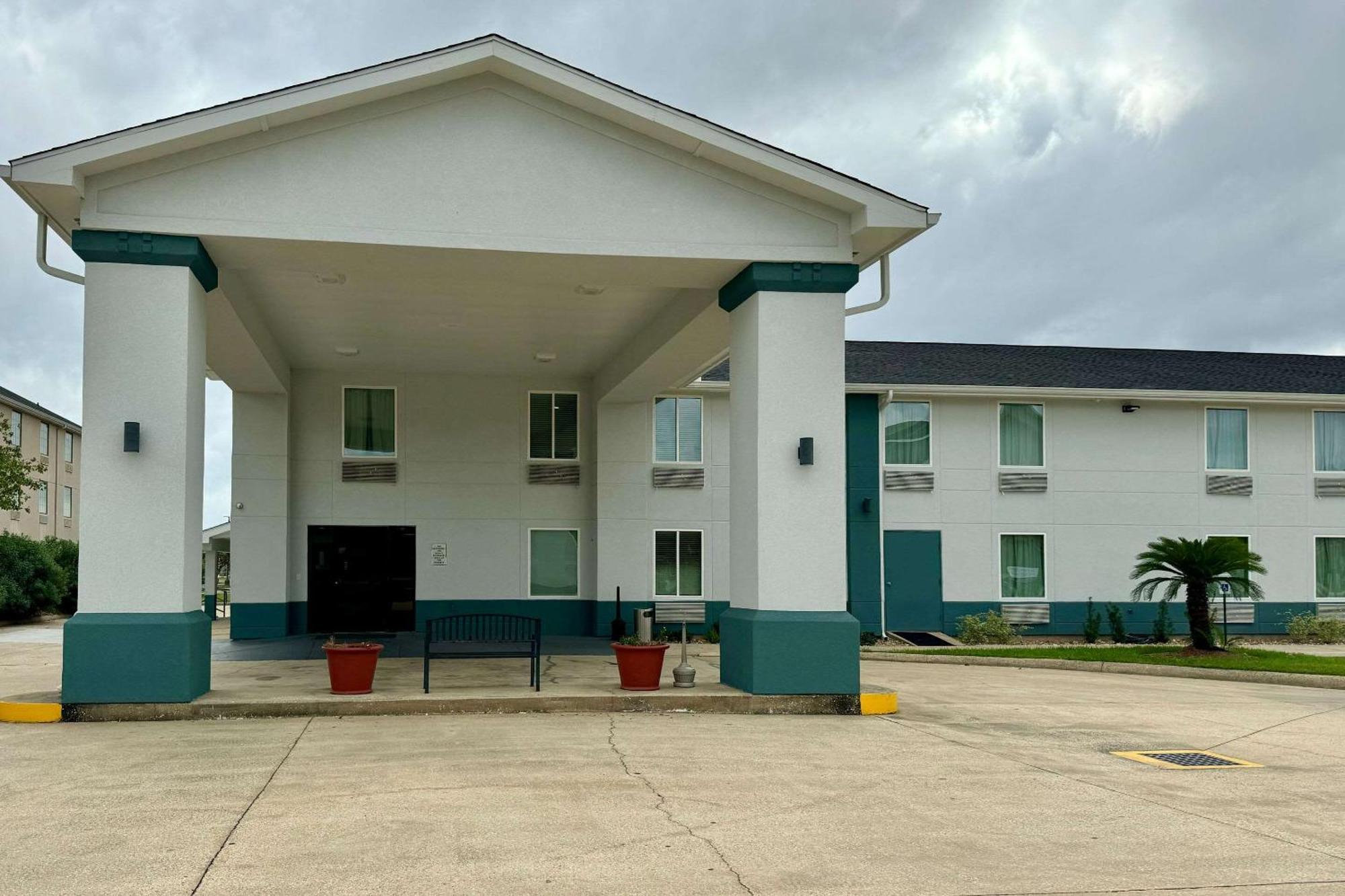 Quality Inn Sulphur Exteriér fotografie